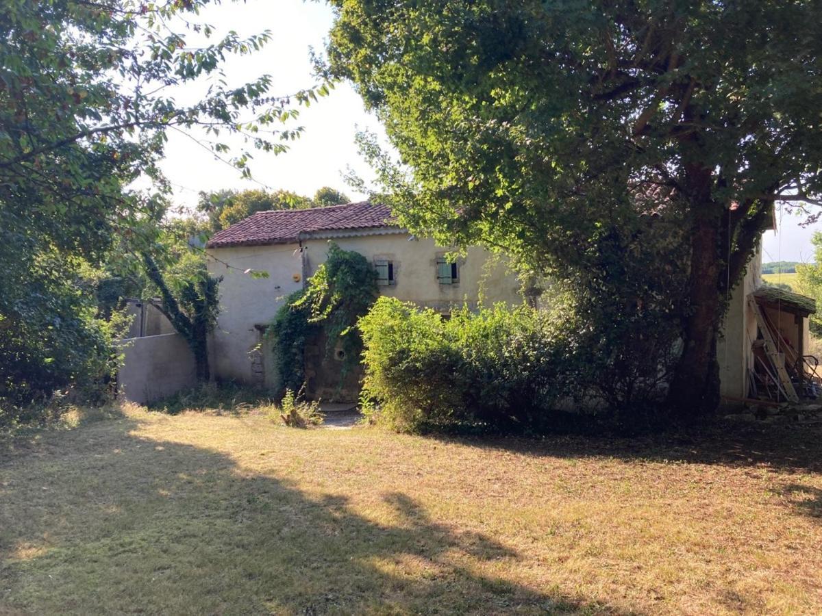 Rustic Cottage With Stunning Swimming Pool Saint-Front  Eksteriør bilde