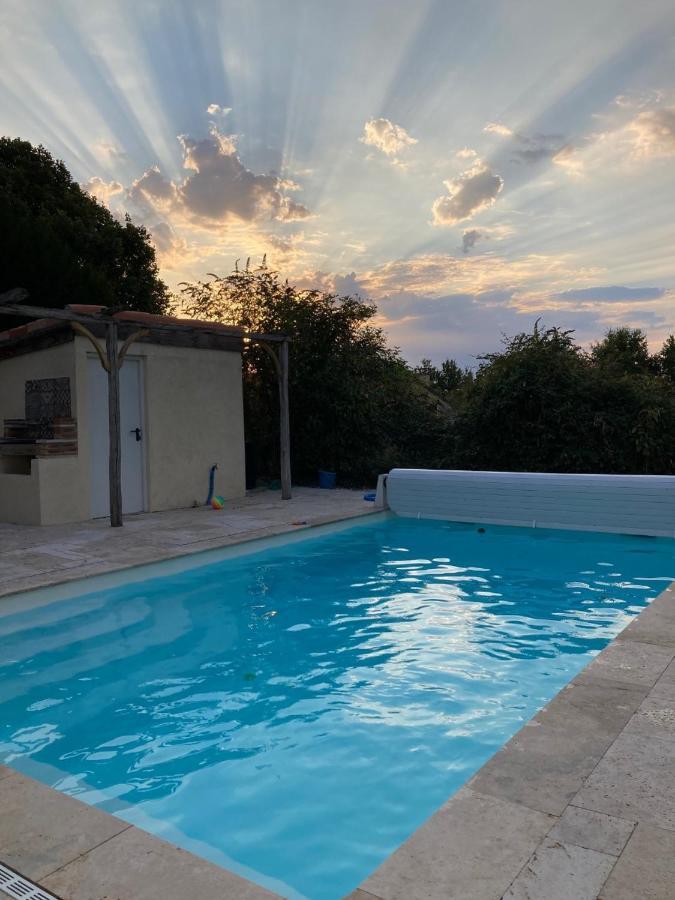 Rustic Cottage With Stunning Swimming Pool Saint-Front  Eksteriør bilde