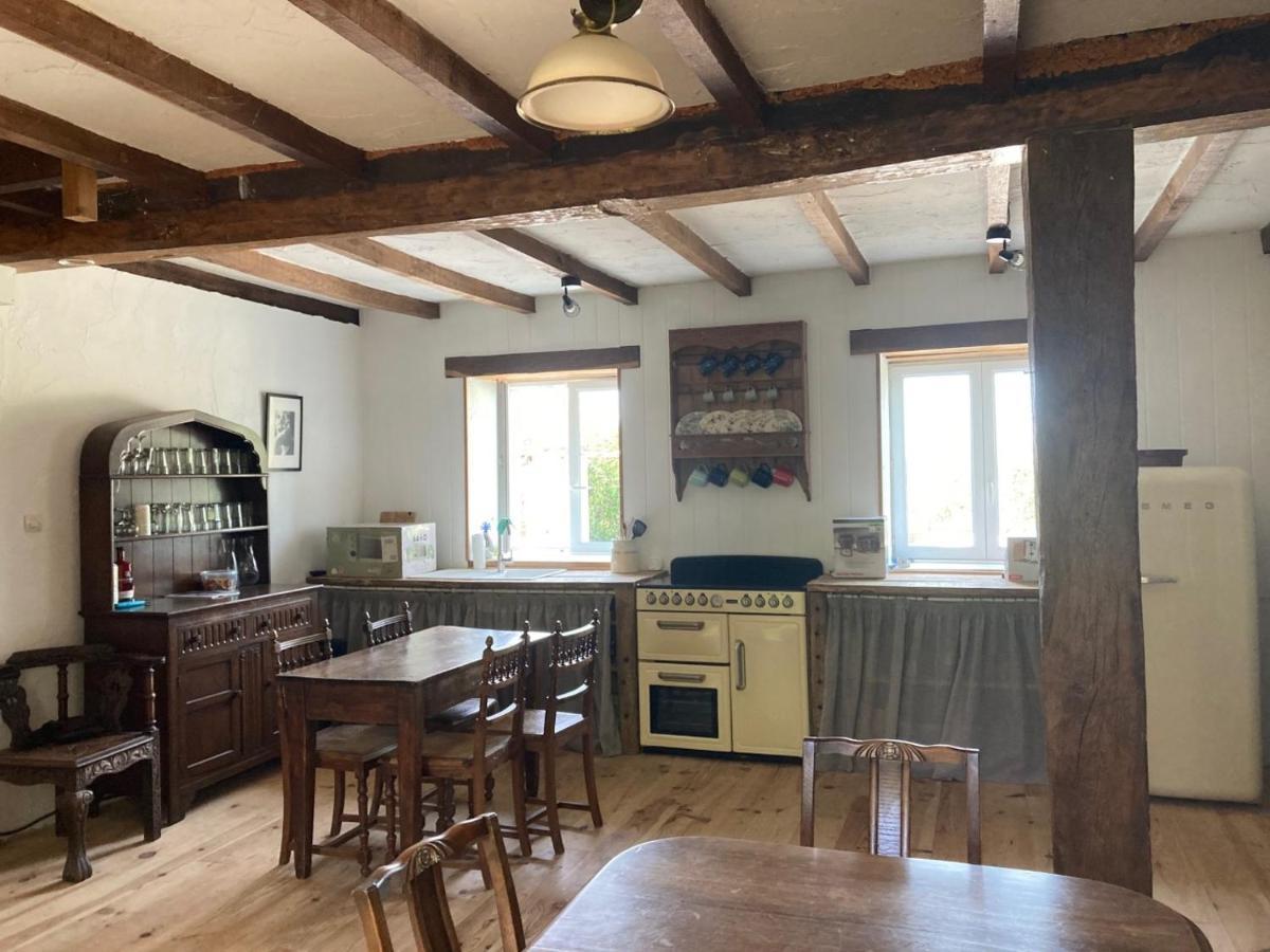 Rustic Cottage With Stunning Swimming Pool Saint-Front  Eksteriør bilde